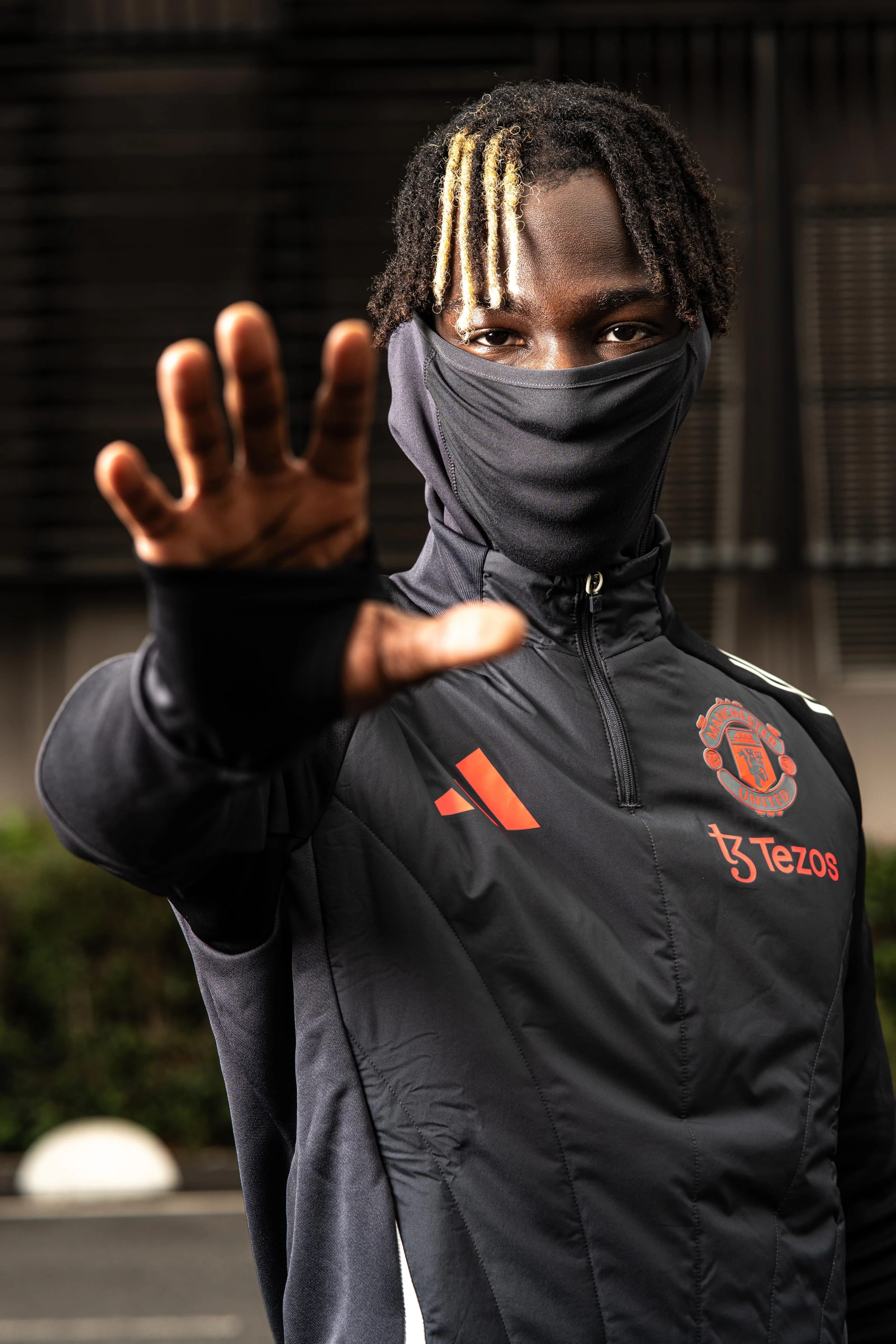 MONOCHROME // ARCHIVE